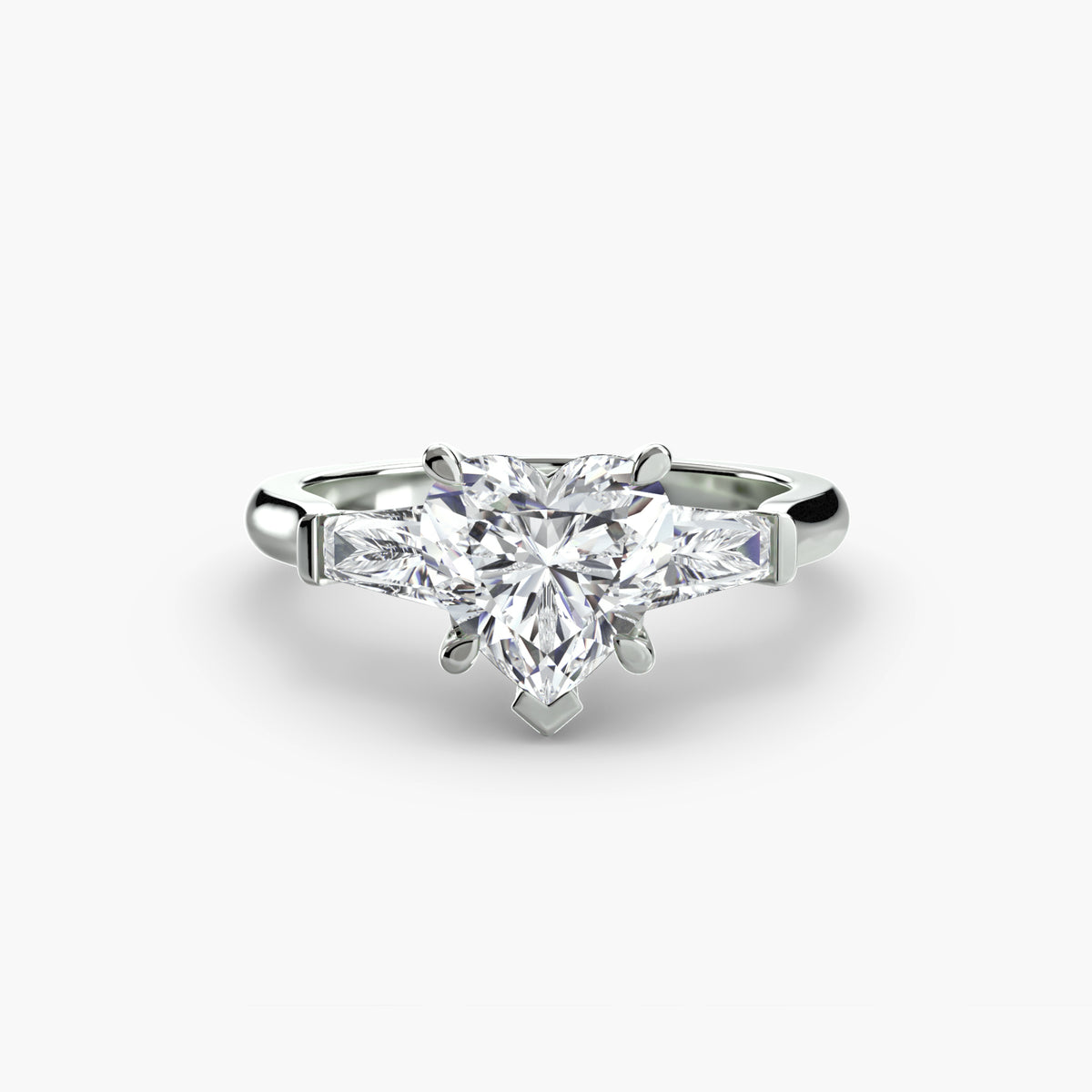 Ring met drie stenen (baguettevormige zijstenen)
