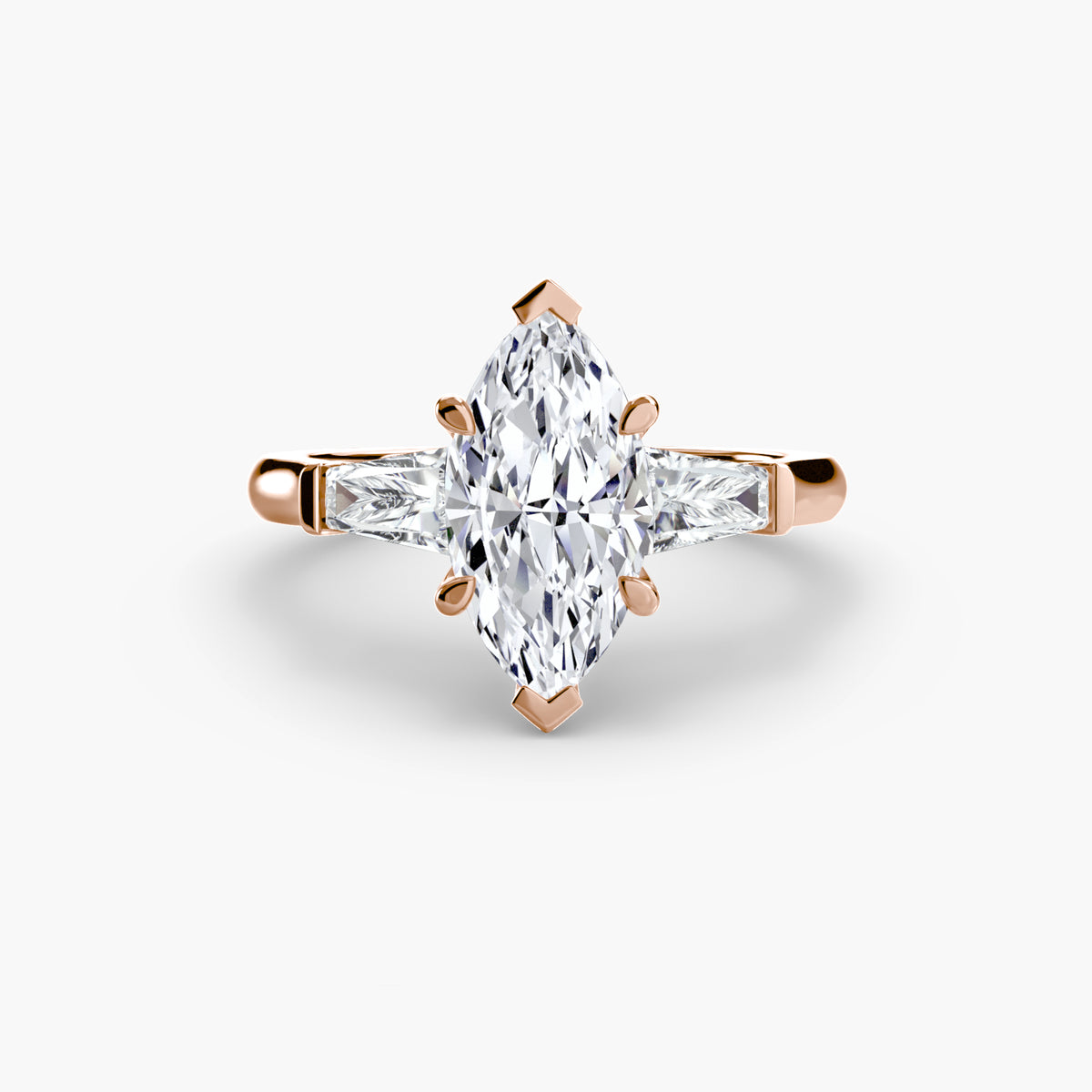 Ring met drie stenen (baguettevormige zijstenen)