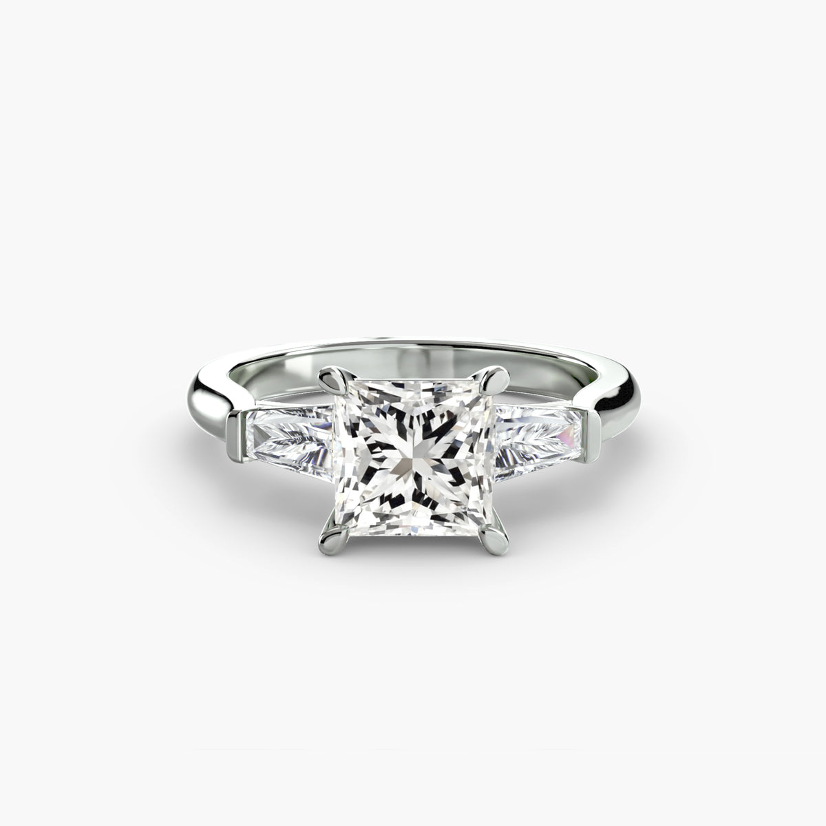 Ring met drie stenen (baguettevormige zijstenen)